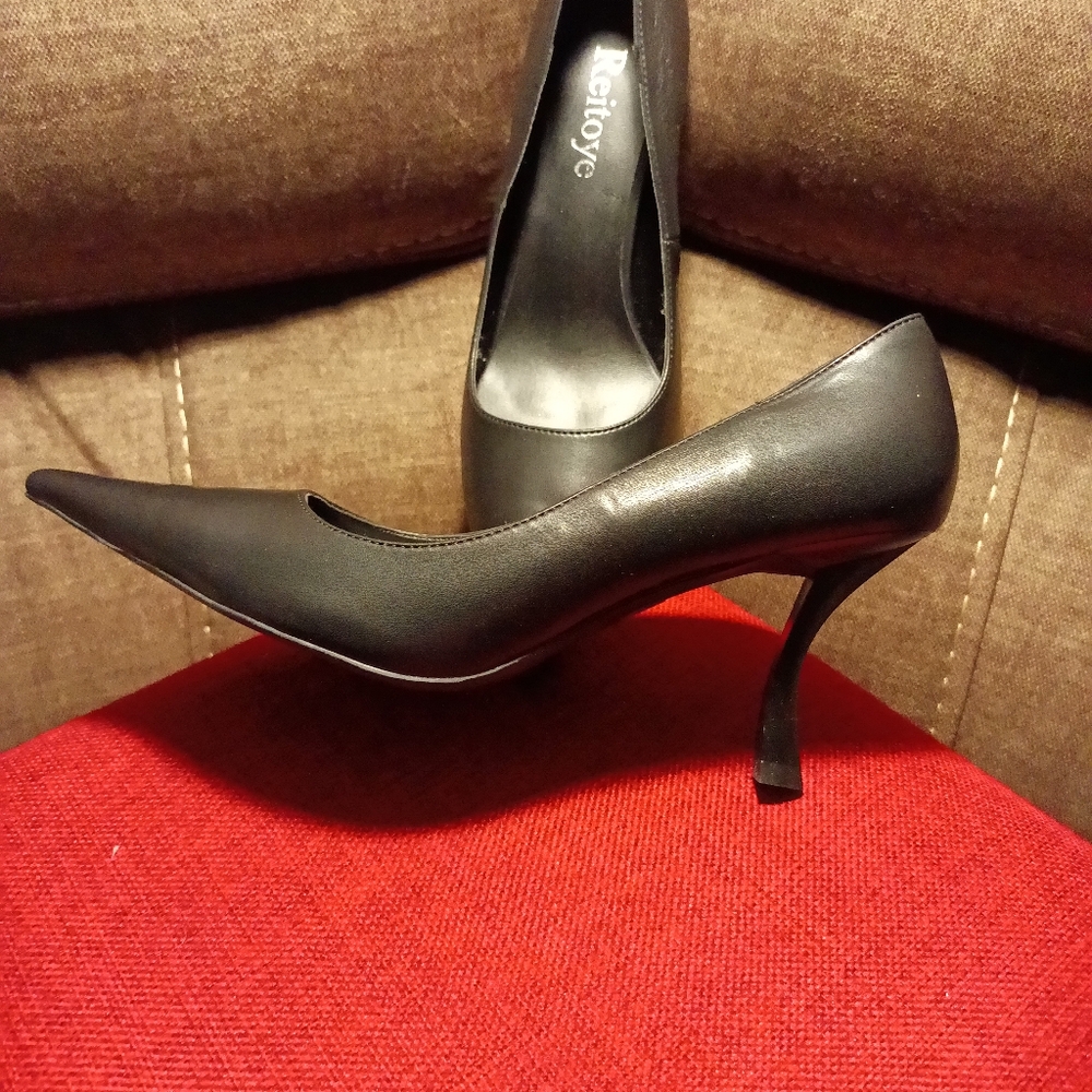 Reitoye Women's Black kitten heel Size 9 NWOT - Picture 6 of 10